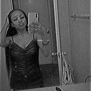 Meet your Posher, Elisha